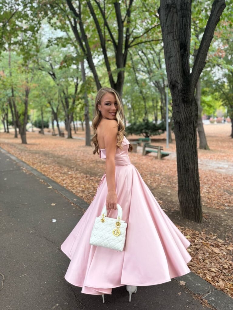 Barbie roza haljina
